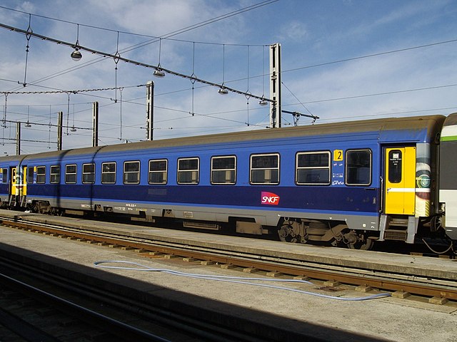 Un train Corail Lunéa